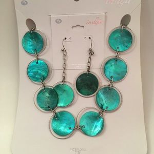 Crystal blue necklace and earrings set